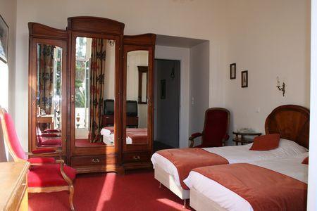 Hotel Aiglon Menton Quarto foto