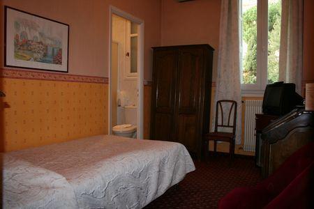 Hotel Aiglon Menton Quarto foto